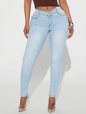 💛3 for $36💛 Fashion Nova Light Wash Skinny Jeans